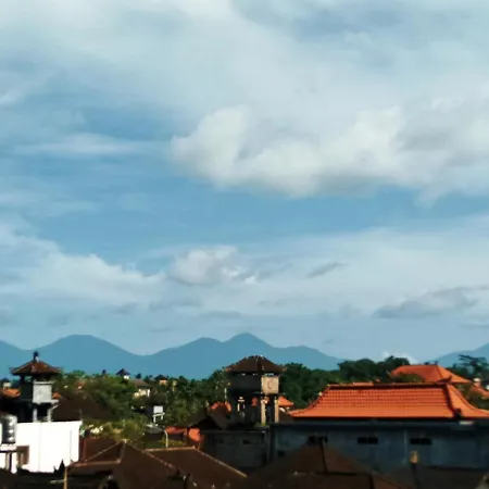 Tunjung Guest House