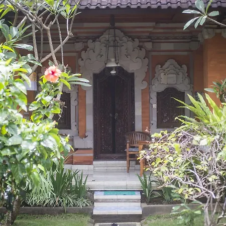 Tunjung Guest House